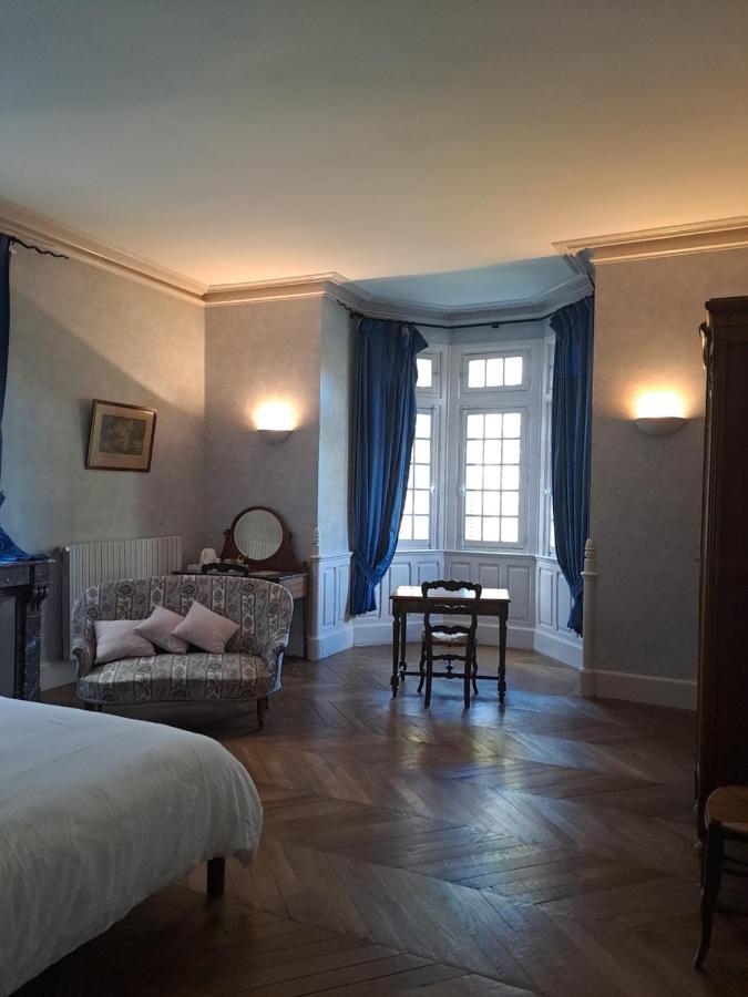 Chateau De La Redortiere Bed & Breakfast Mouzon  Bagian luar foto